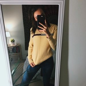 Vintage Tommy Hilfiger Sweater